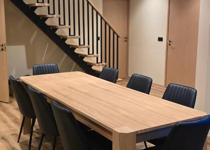 فيلة Ninase Villa *